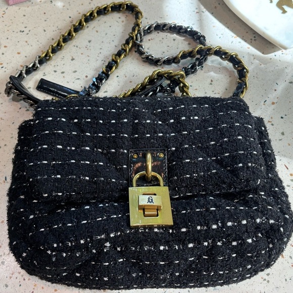 Steve Madden BTerra-T Quilted Fabric Chain Handbag‎ with Padlock Closure - Picture 6 of 16